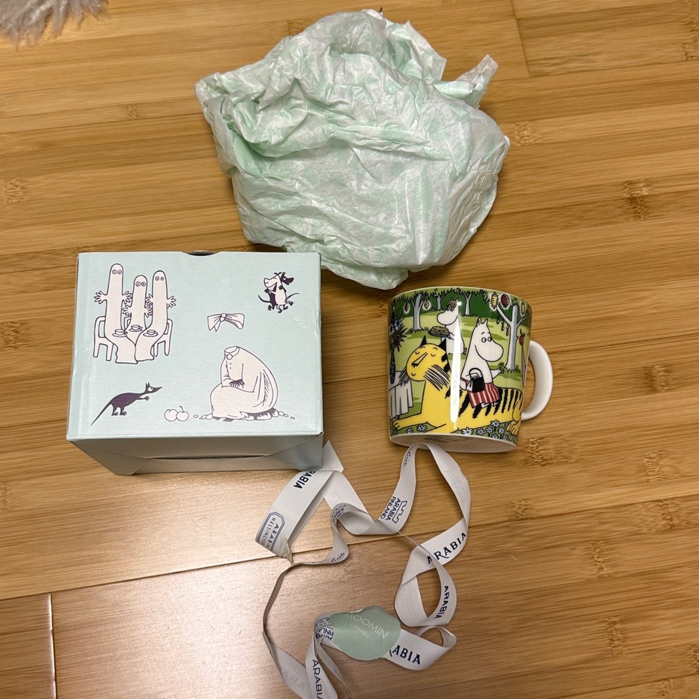 Moomin 2023 seasonal ceramic printed mug with box garden party summer